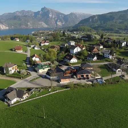 Traunseeferien شقة